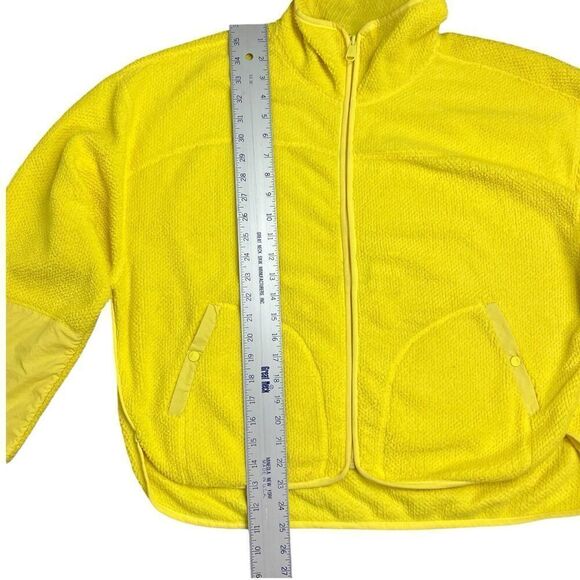 Free People Jacket WMNS S Yellow‎ Movement Ziggy Zip up Fleece in Sundance - Picture 3 of 12